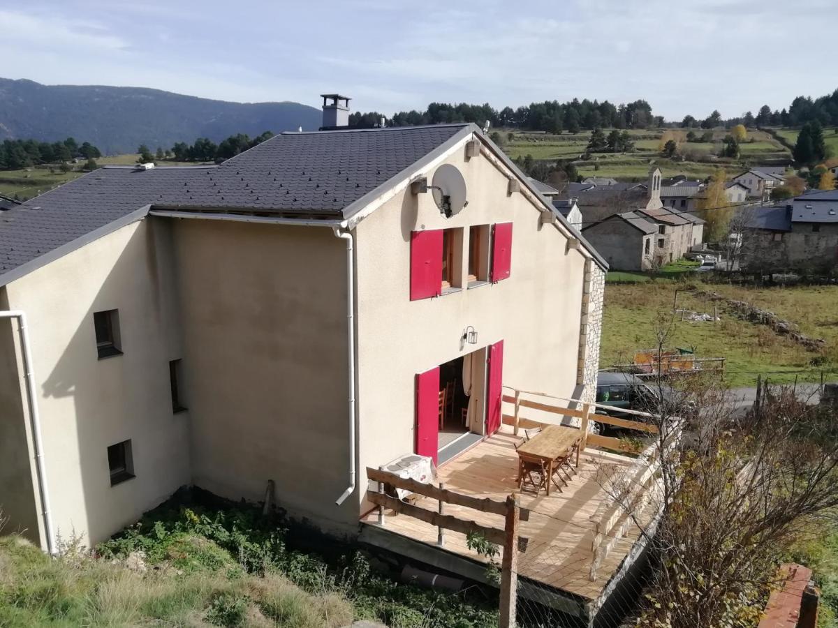 Maison De Montagne Dans Charmant Village Du Capcir Fontrabiouse Exterior photo